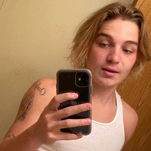 Meet your Posher, Mateo